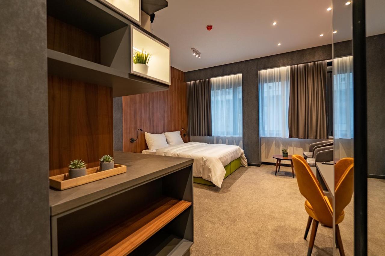 Hotel Element Novi Sad Bagian luar foto