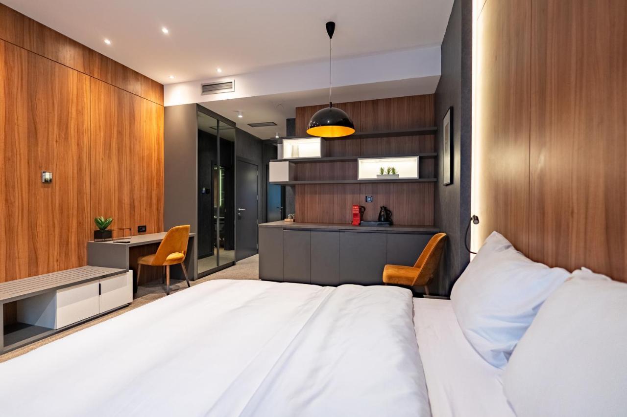 Hotel Element Novi Sad Bagian luar foto