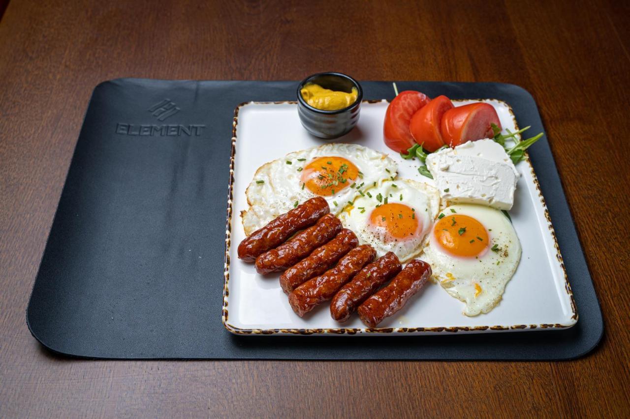 Hotel Element Novi Sad Bagian luar foto