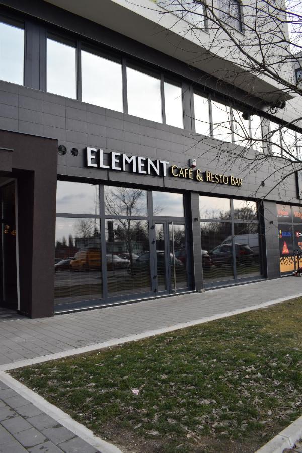 Hotel Element Novi Sad Bagian luar foto